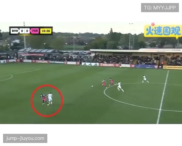 防守犯规与进攻犯规最全解析,三大关键区别一次说清 防守犯规与进攻犯规最全解析,三大关键区别一次说清